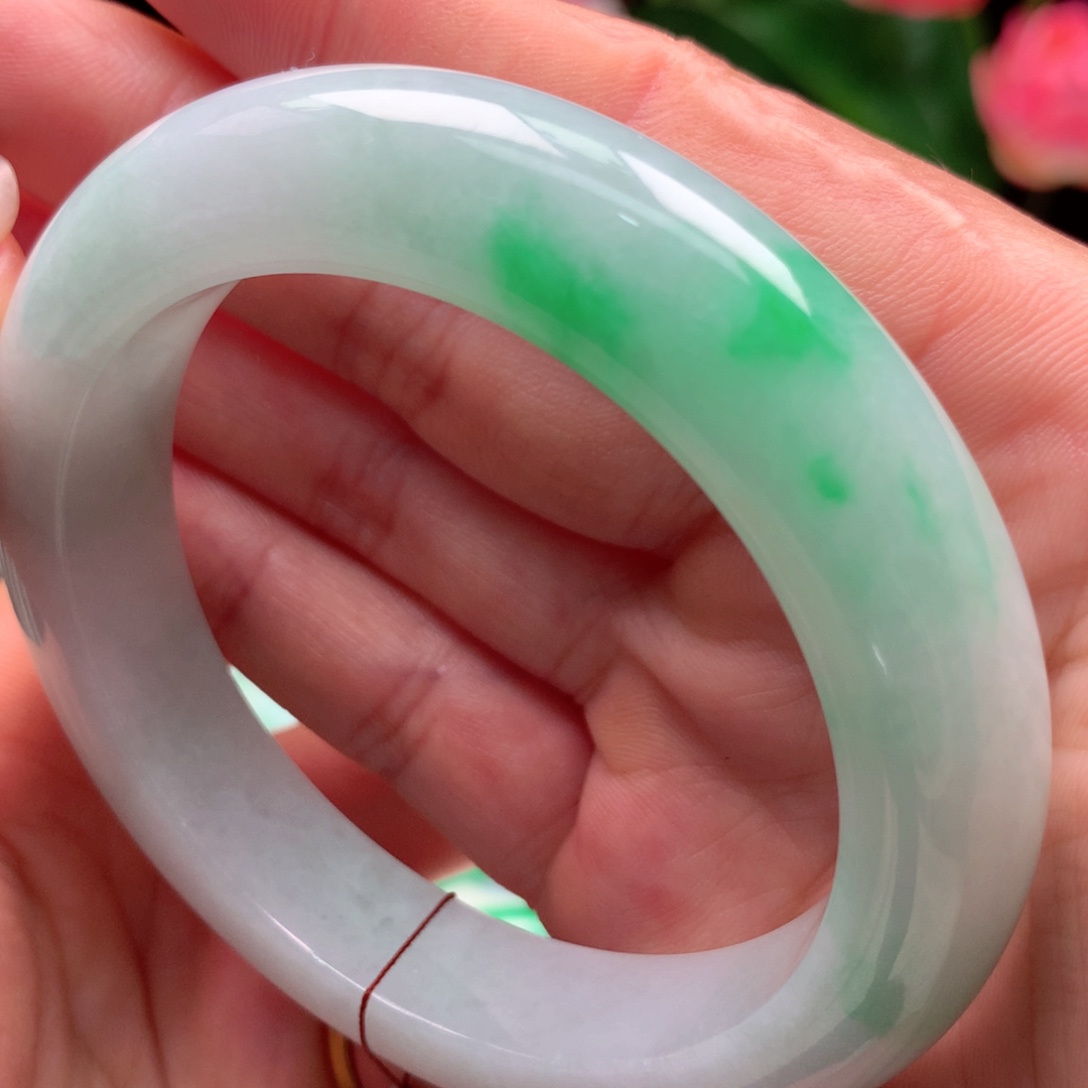 未镶嵌手镯翡翠天然翡翠手镯