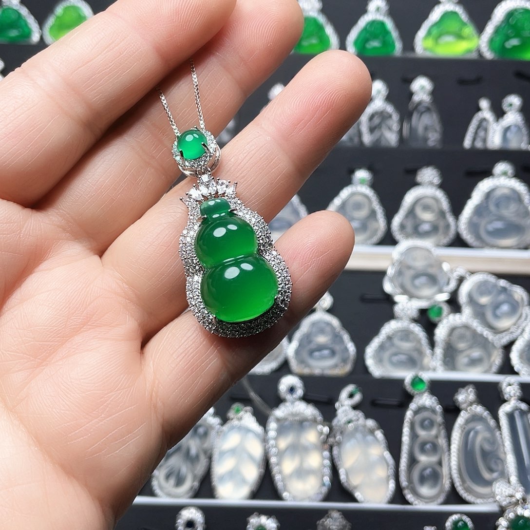 玛瑙/玉髓颈饰合金