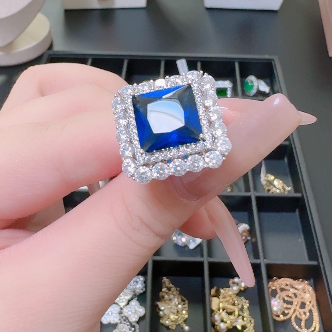 合成立方氧化锆铜合金