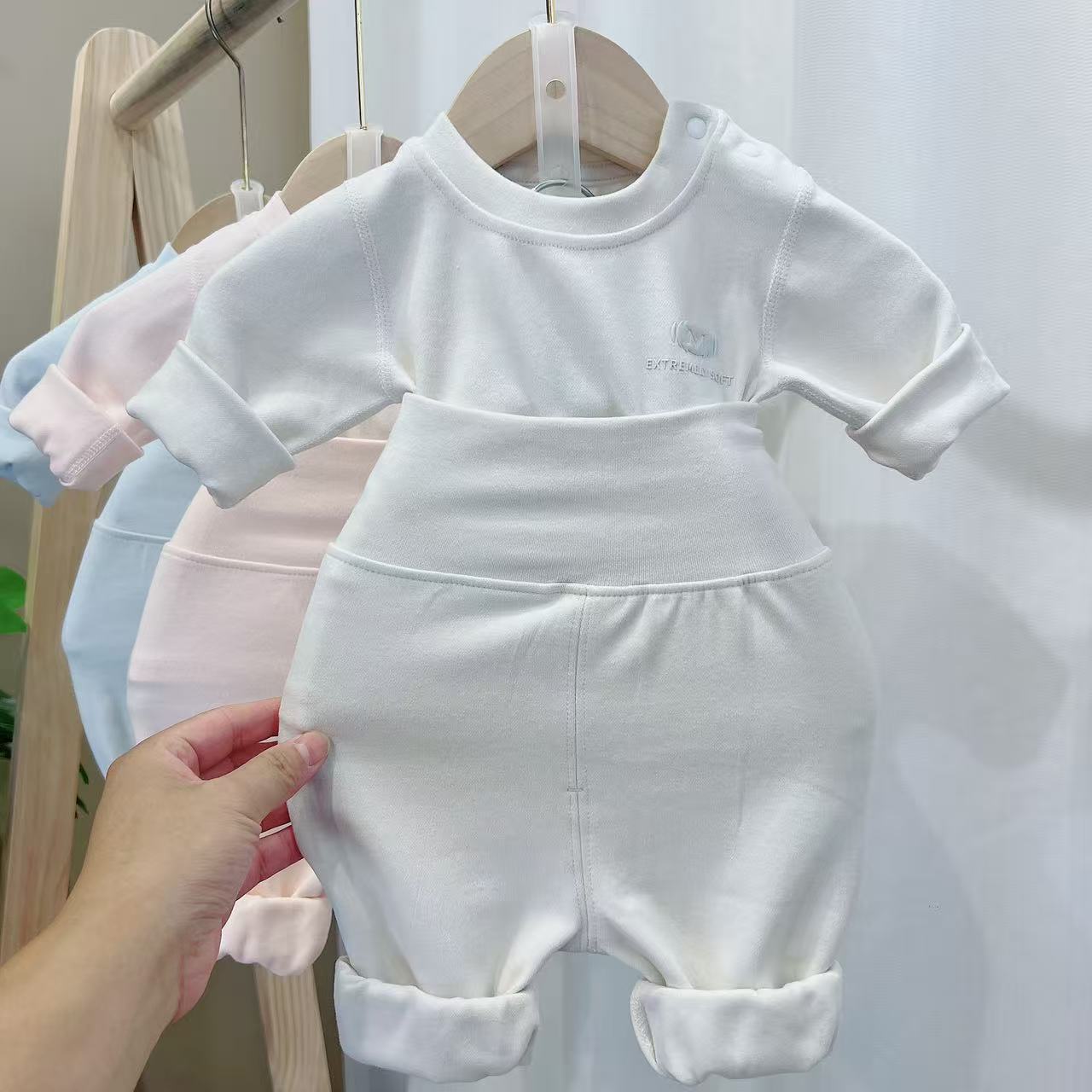 婴幼儿无骨秋衣裤A类84002分体套装秋冬宝宝高腰护肚内搭家居服