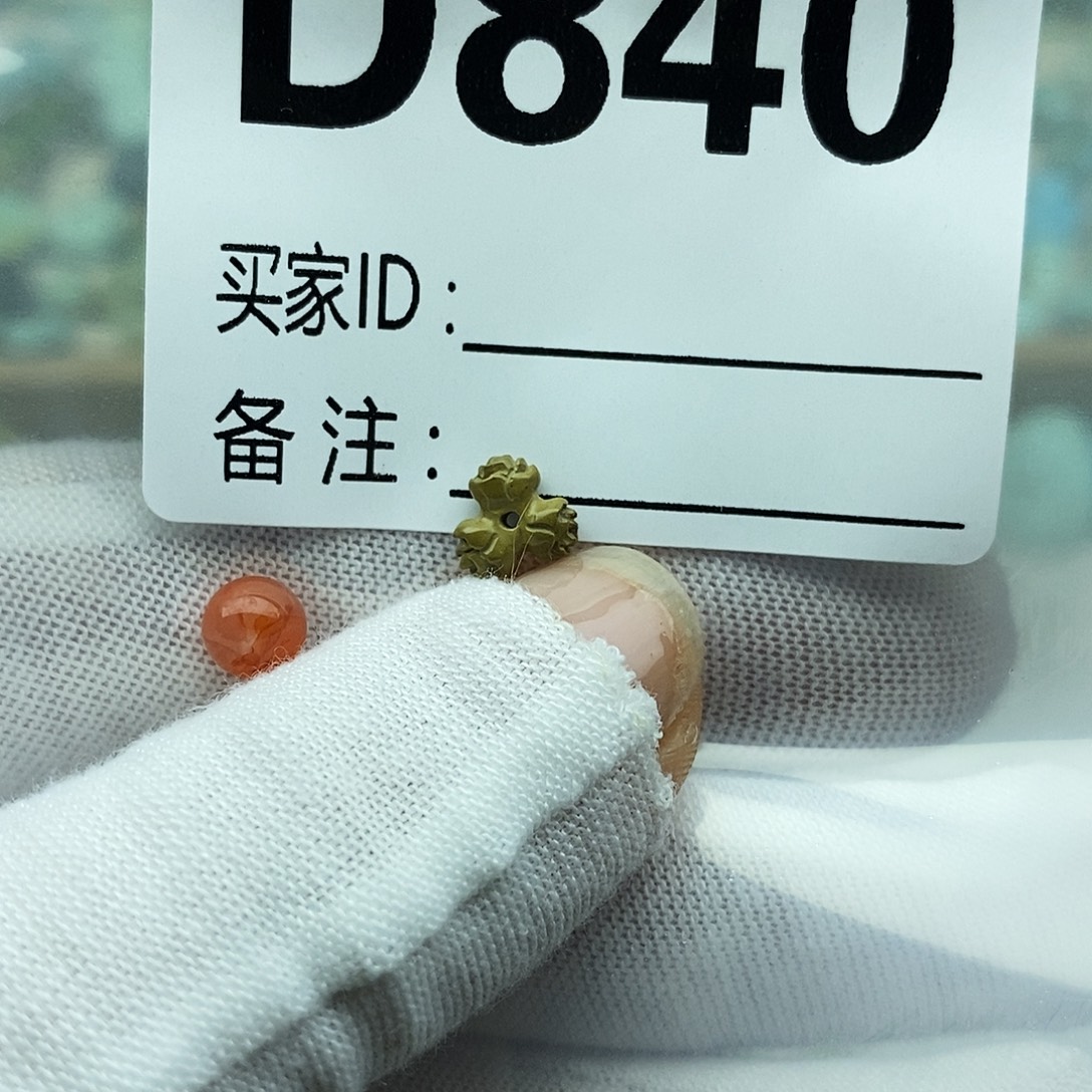 未镶嵌配饰南红玛瑙