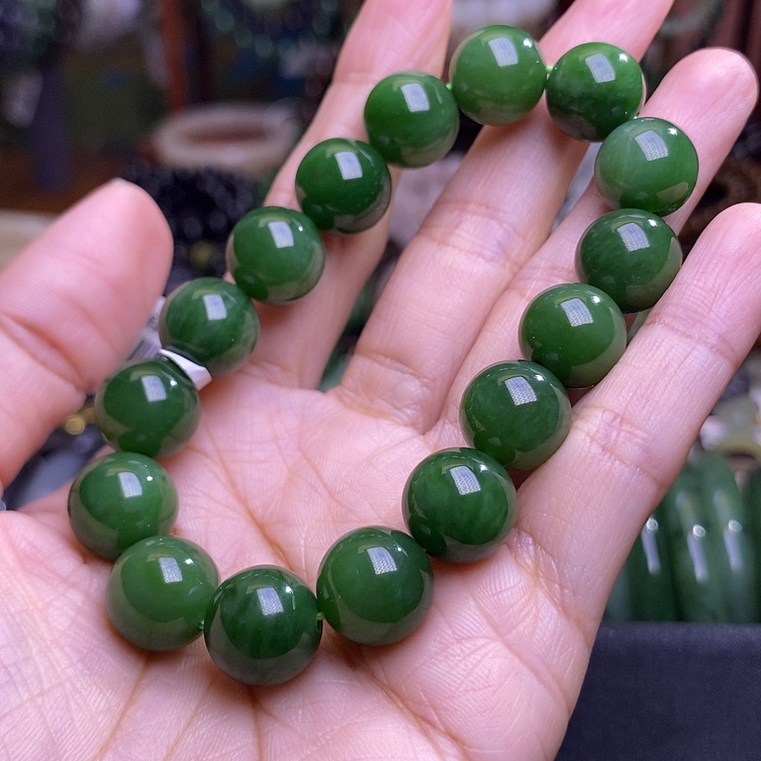 和田玉未镶嵌颈饰碧玉珠串约12MM辣绿