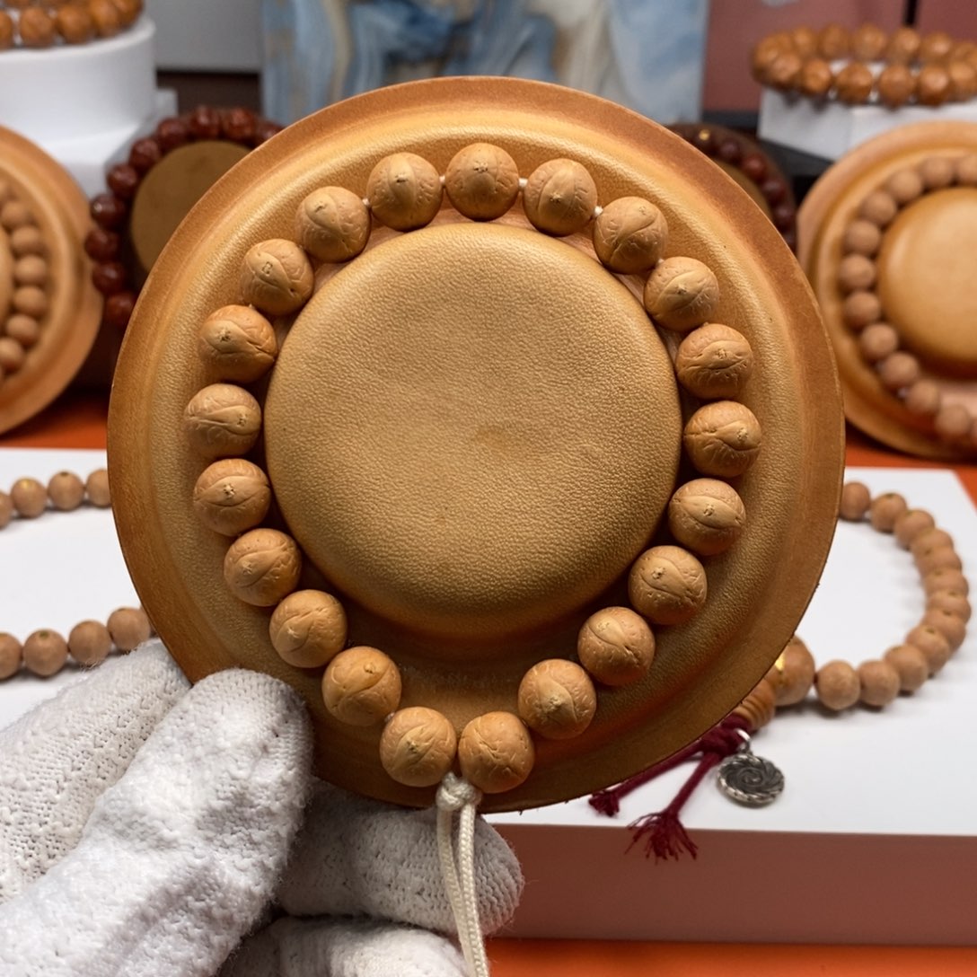 B***女凤眼菩提手串11mm          