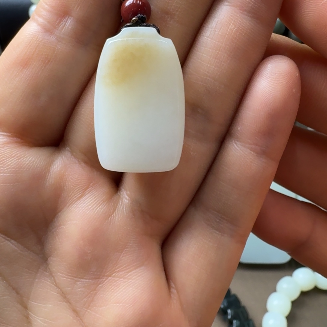 和田玉未镶嵌吊坠(不含链)