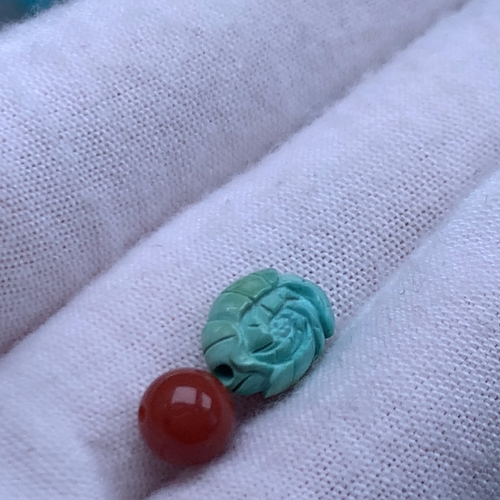 南红玛瑙未镶嵌珠宝奇石