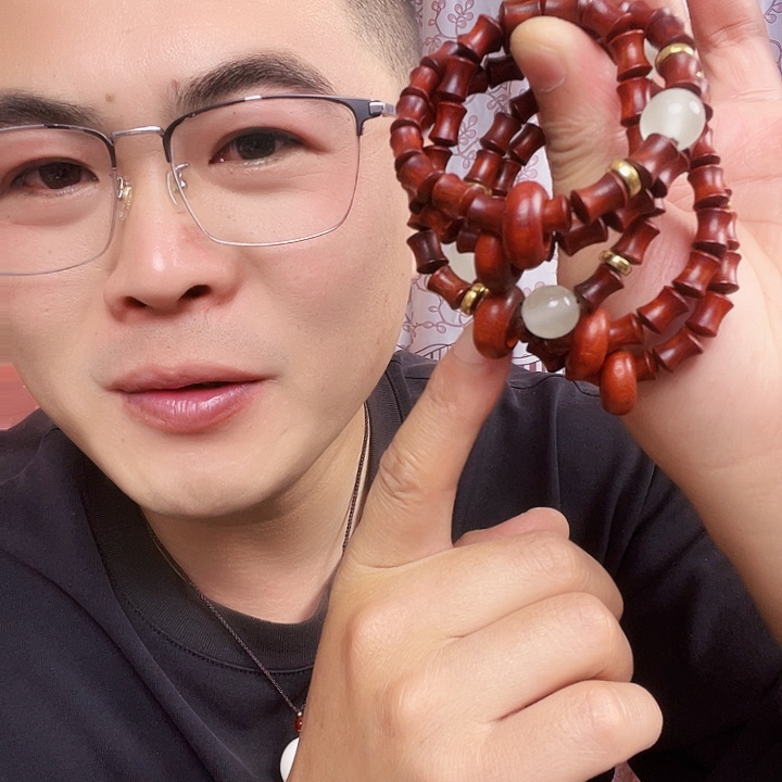 非洲檀香无事牌血檀手链