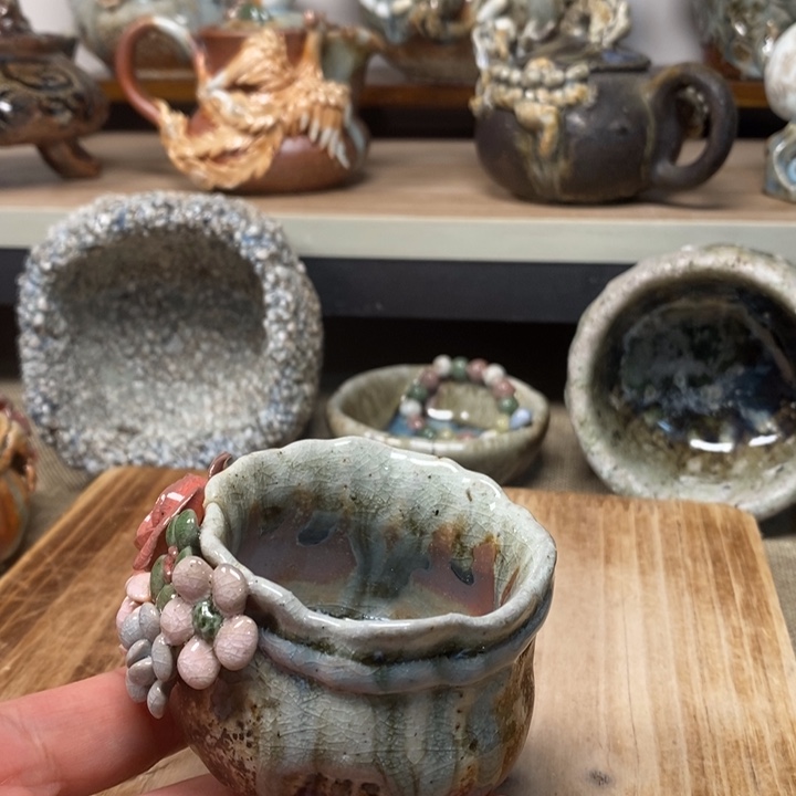 壶我们的士司机在车上坐