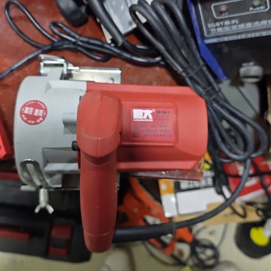 巨大110全新机石材切割机