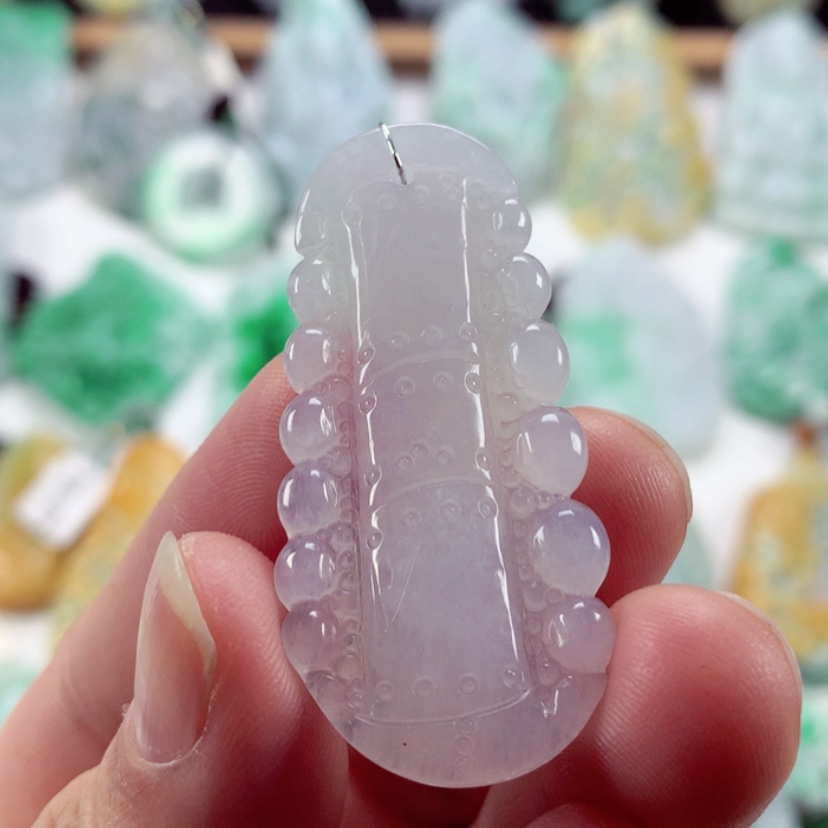 【闪购商品】翡翠吊坠(不含链)未镶嵌