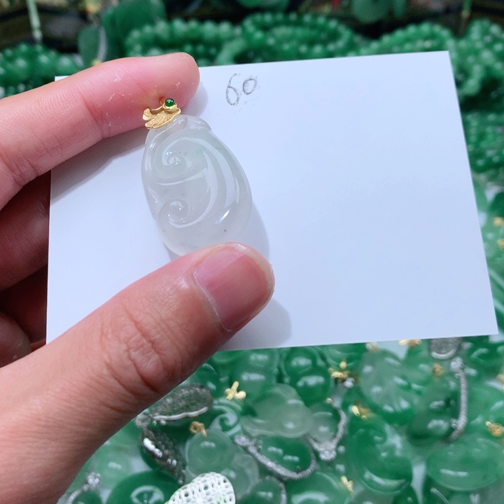 石英质玉颈饰银S925镶嵌