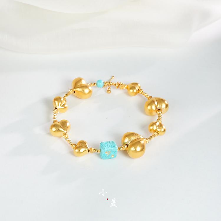  18K金绿松桃心金珠手串（多样性发货）G9953