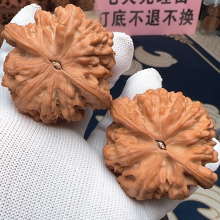 文玩核桃吊坠全品54官帽克重69.4