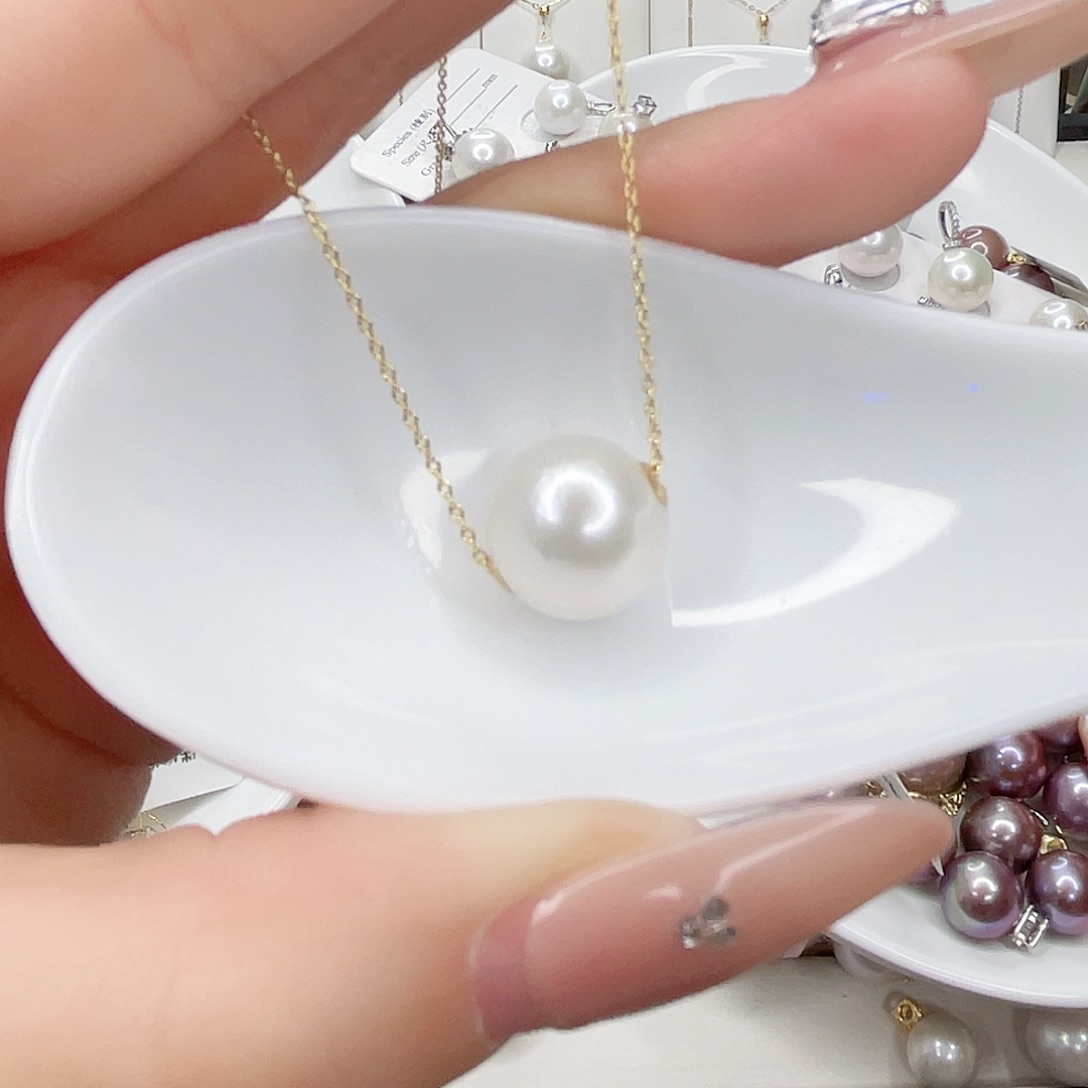 淡水珍珠颈饰18K金镶嵌