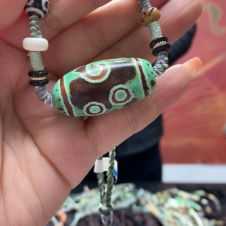 玛瑙/玉髓颈饰合金