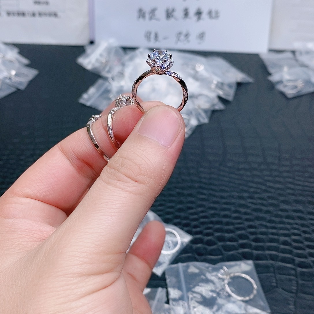 合成碳硅石925银虞美人1克拉14码