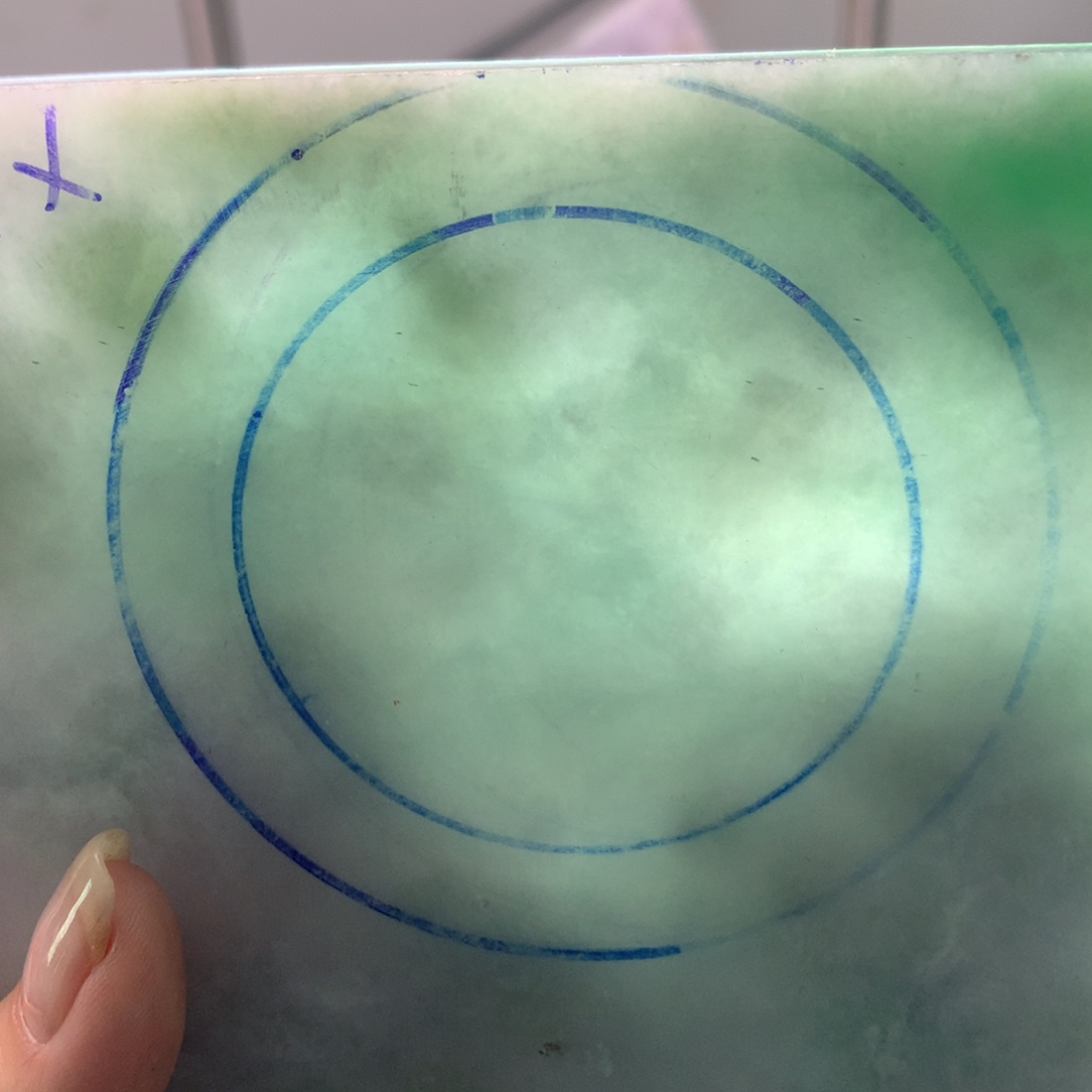 定制翡翠未镶嵌翡翠手镯