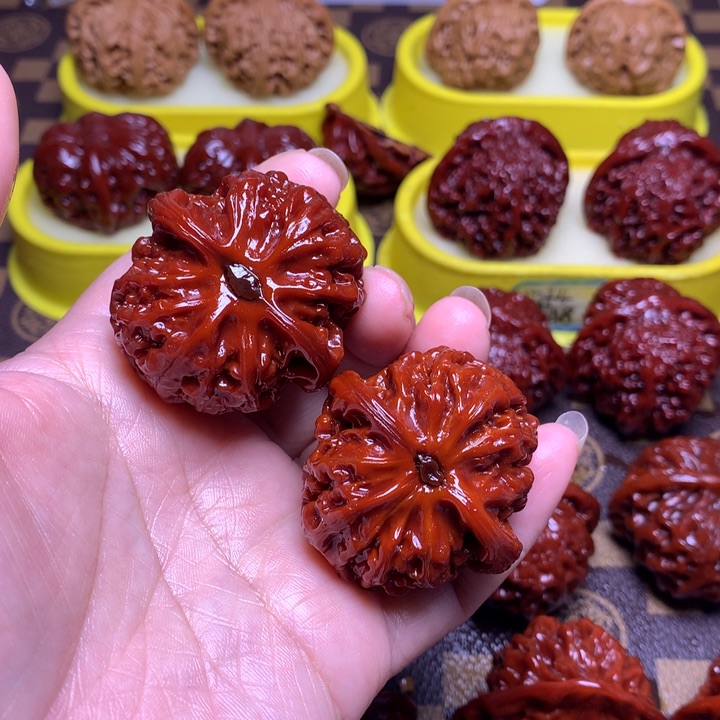 文玩核桃吊坠宫灯40尺