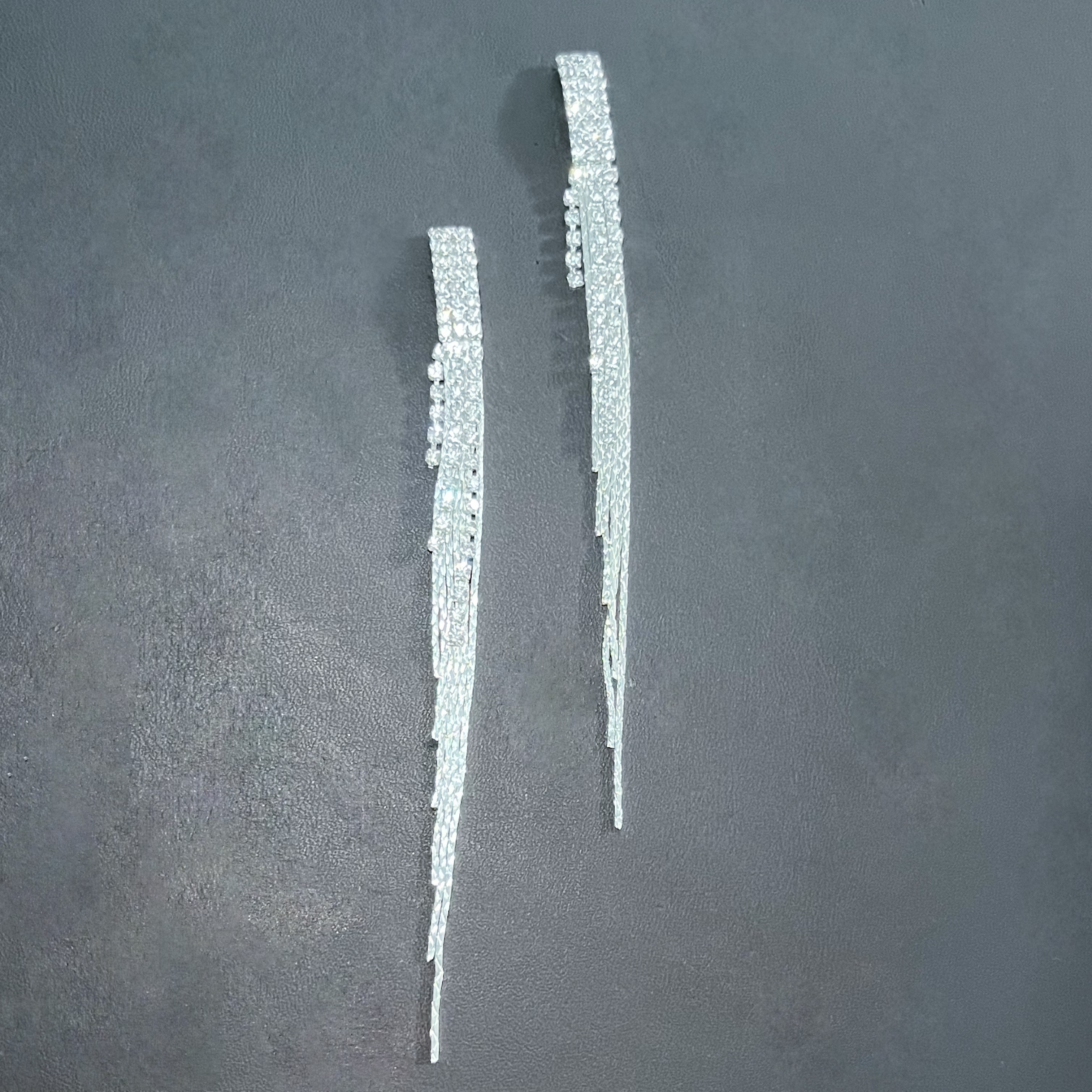 铜合金耳饰 设计感超闪锆石流苏耳环轻奢耳钉气质耳饰女1389