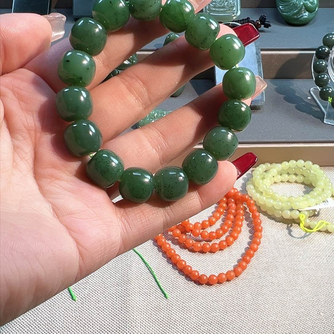 和田玉吊坠(不含链)未镶嵌