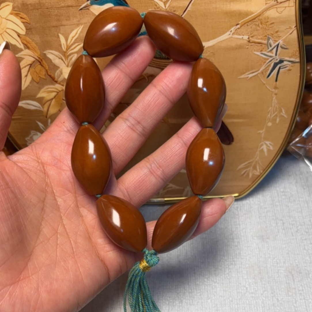 1.85玻璃底老料橄榄核