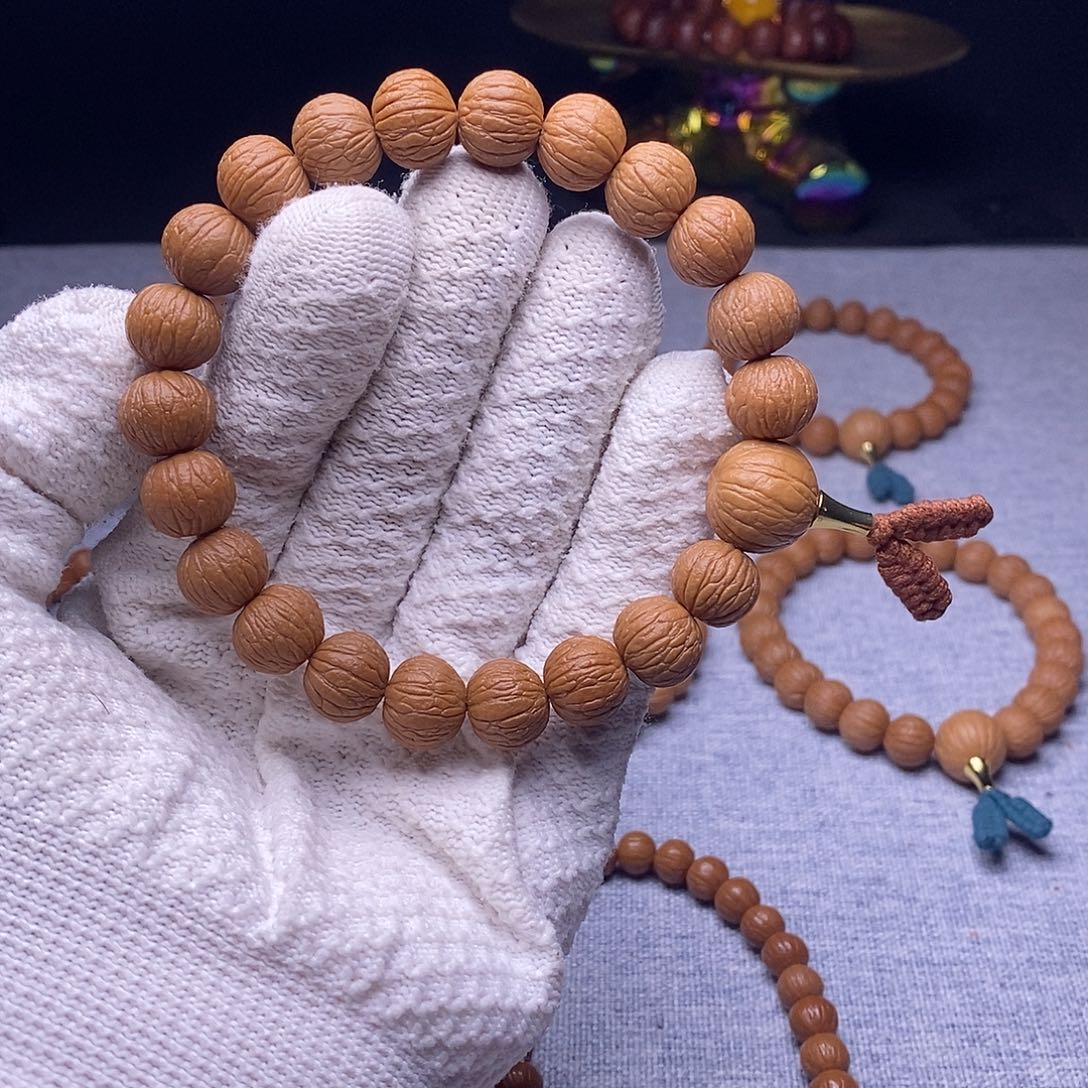 猴头核桃吊坠浪凤羽999