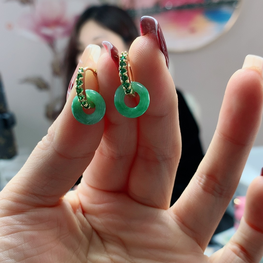 【闪购商品】翡翠耳饰未镶嵌，