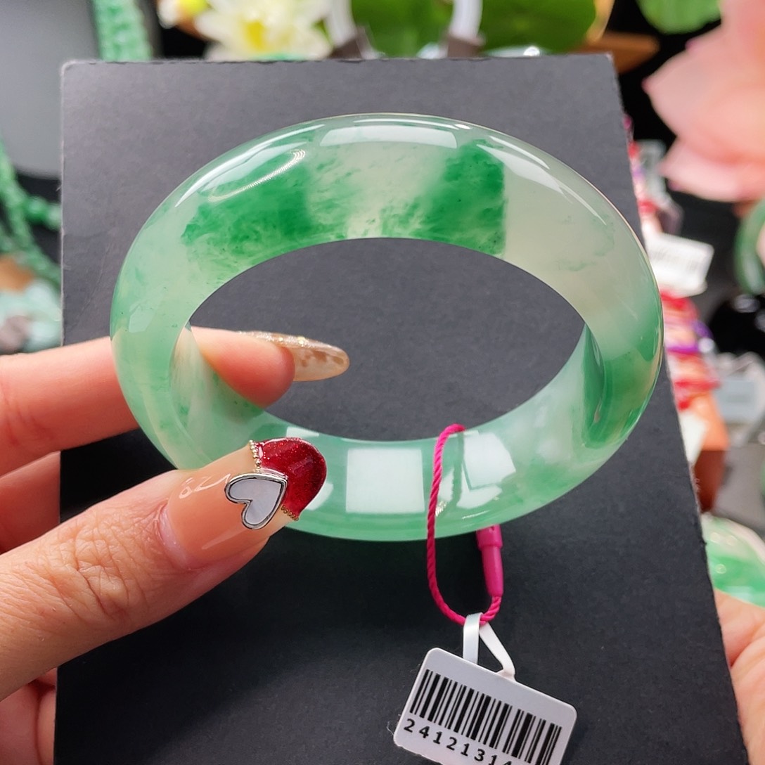 石英质玉手镯未镶嵌57