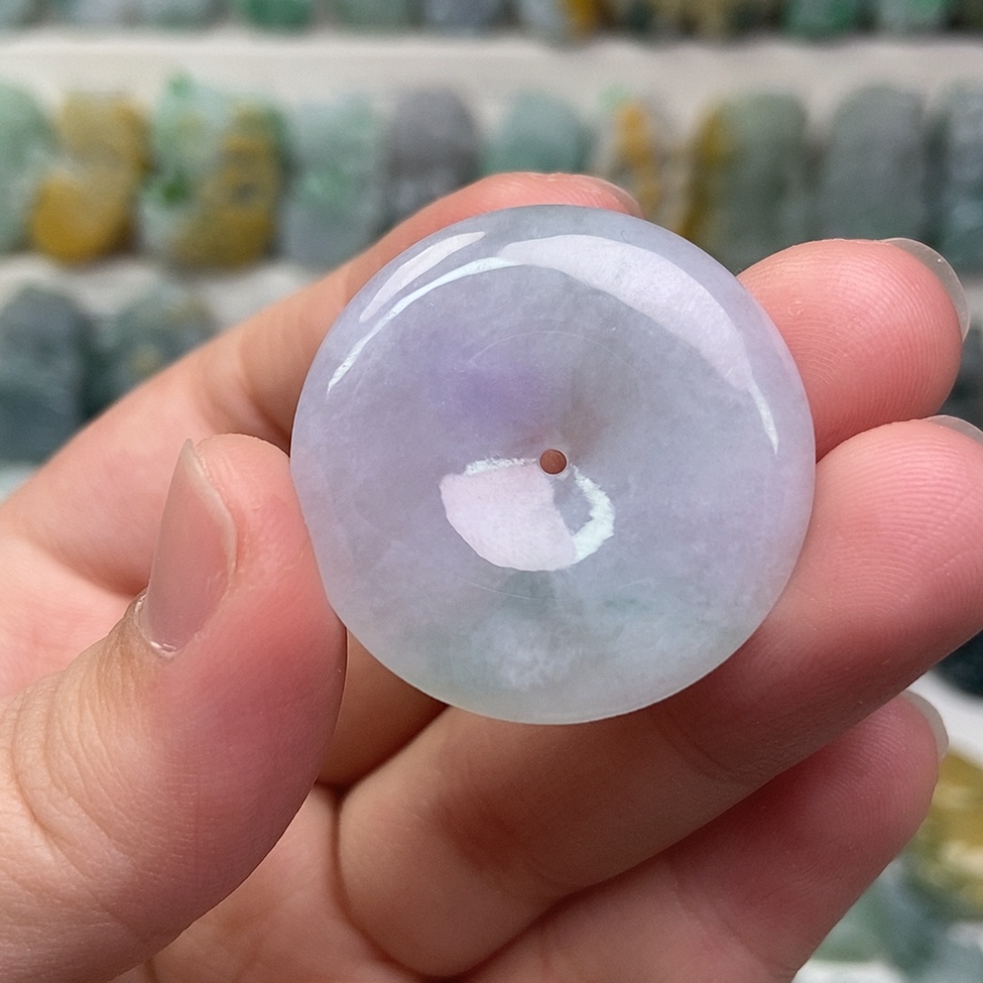 翡翠未镶嵌吊坠(赠链)