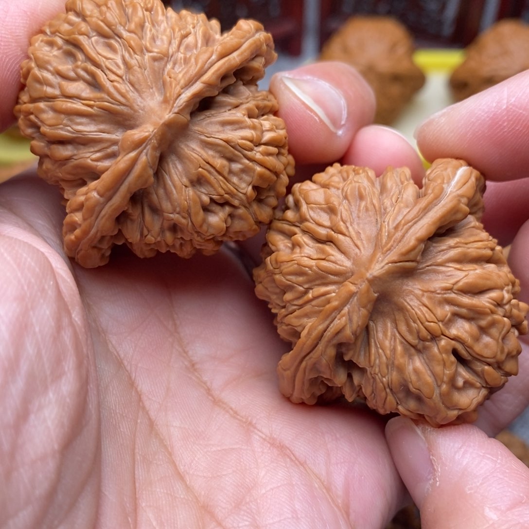 文玩核桃把件全品毕业四座楼43尺