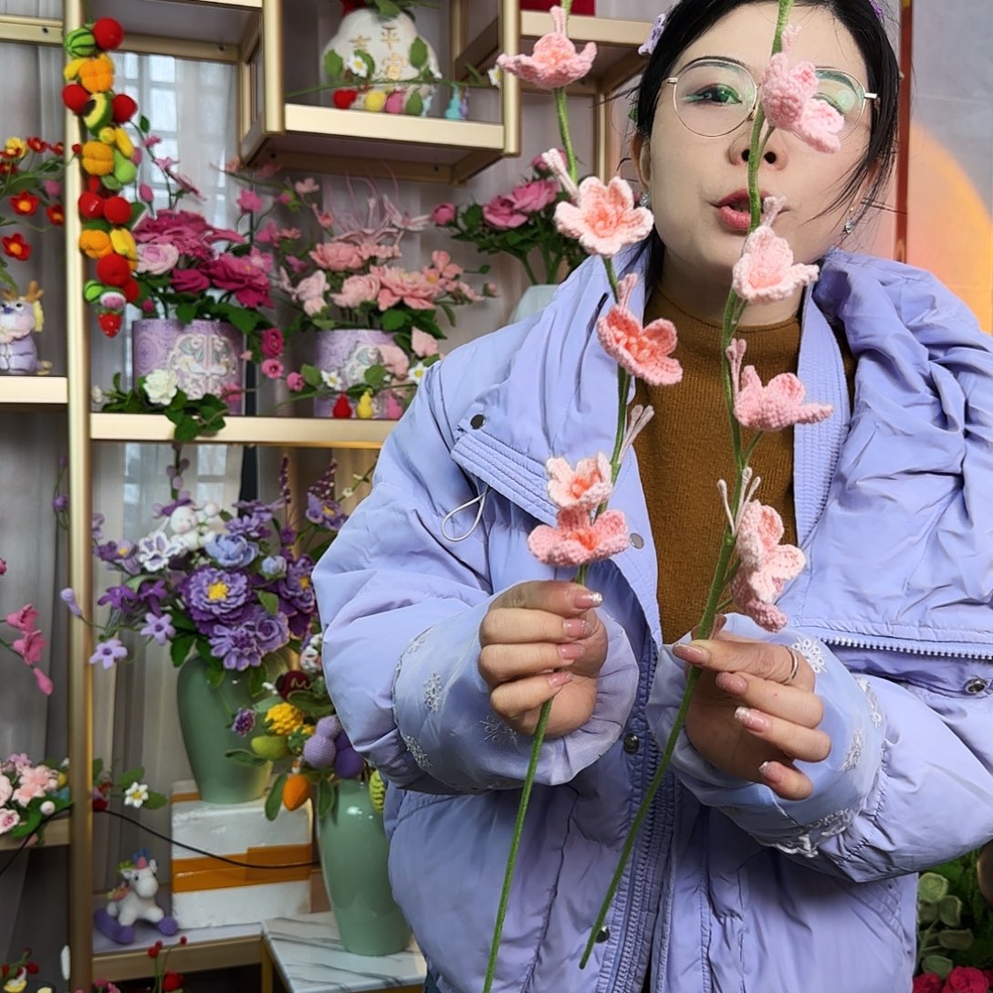 手工钩织设计花束