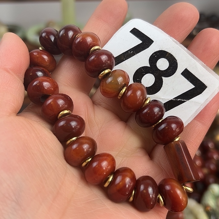 玛瑙/玉髓颈饰合金胖**琴