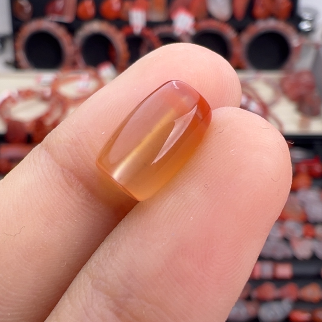 南红玛瑙未镶嵌颈饰桶珠