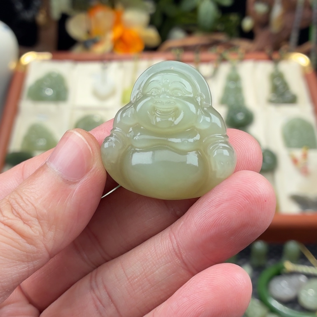 老***）和田玉未镶嵌颈饰