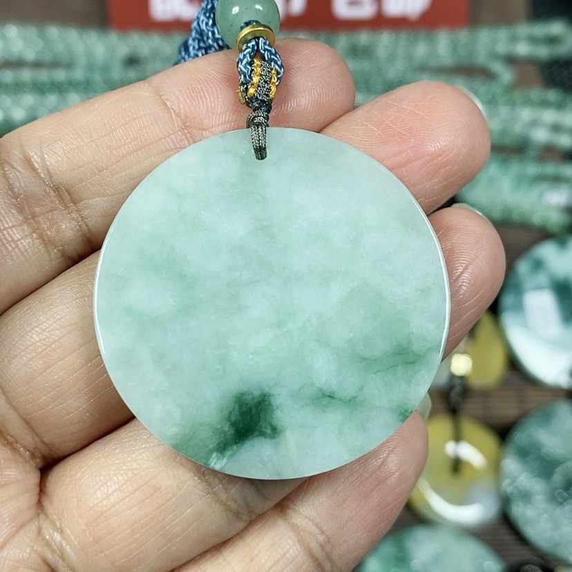 【闪购商品】翡翠颈饰未镶嵌玉吊坠翡翠玉圆形无事牌小款