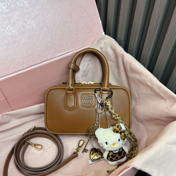 99新/包包/谬谬/250208LL0037