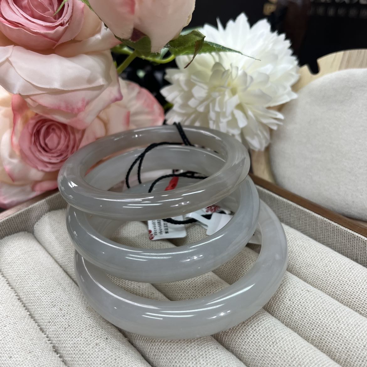 【产品部专享】天然和田玉烟紫手镯微瑕需包容多样性发一cg