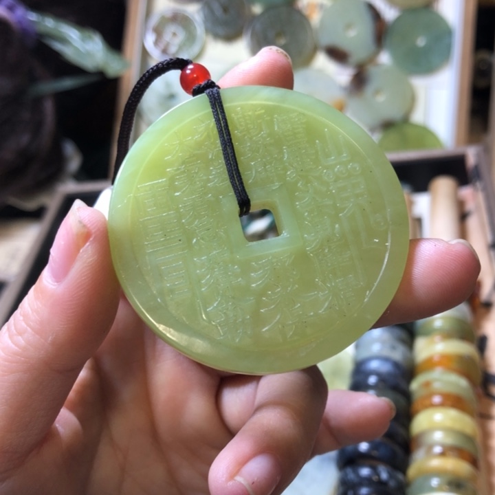 岫玉岫玉挂件未镶嵌