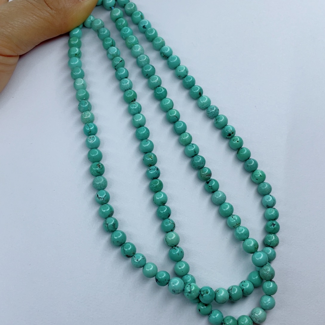 绿松石颈饰未镶嵌