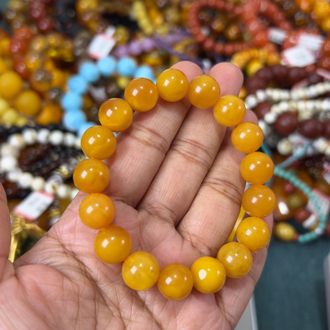 未镶嵌琥珀珠宝奇石544