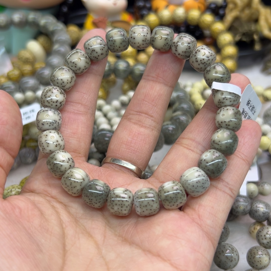 星月菩提手串椿*10/9月朗星稀  石玉料