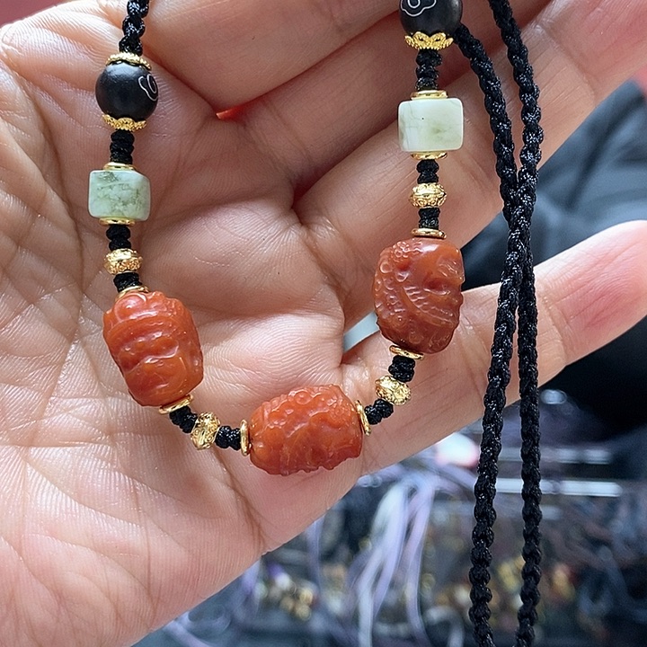 玛瑙/玉髓颈饰合金