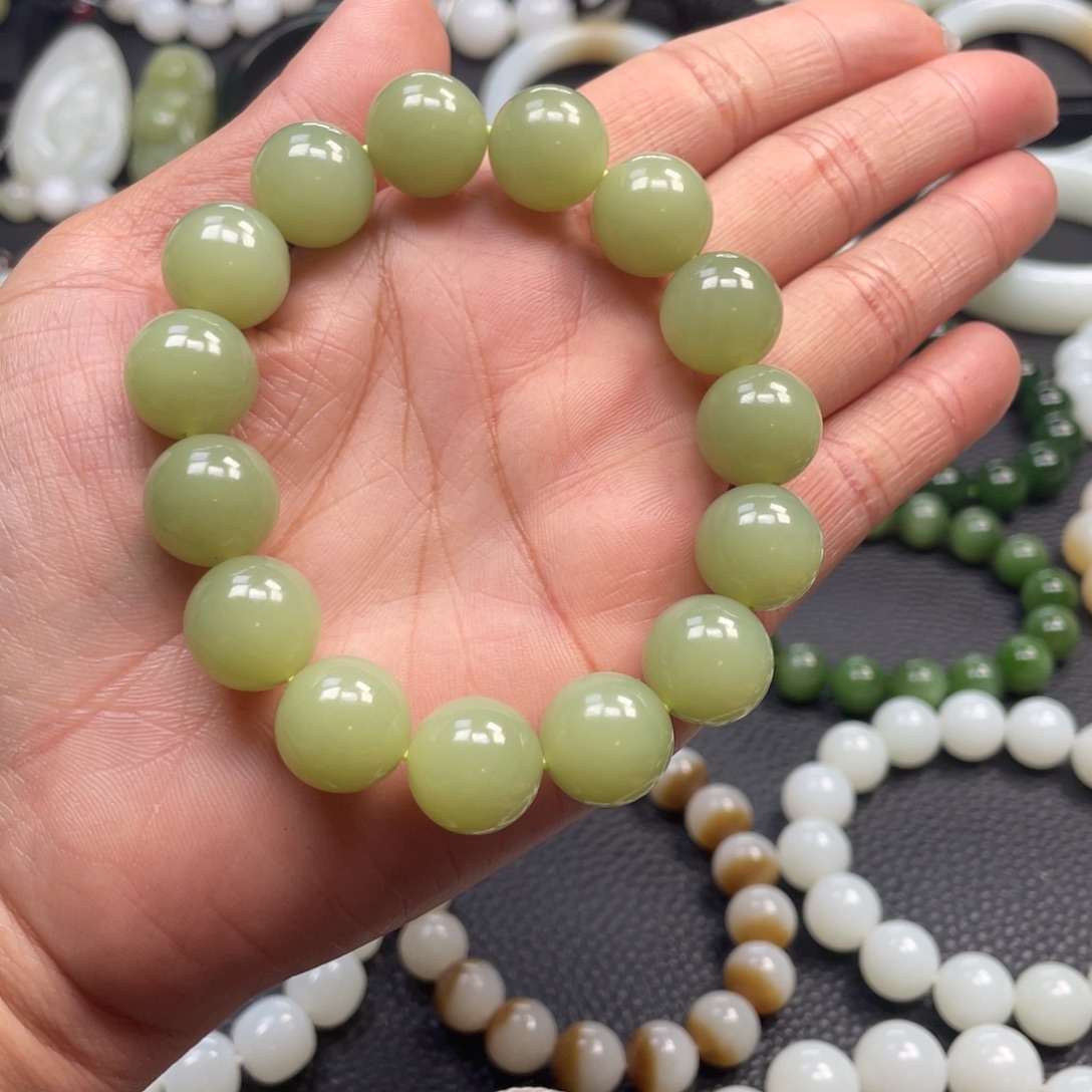 和田玉未镶嵌手链