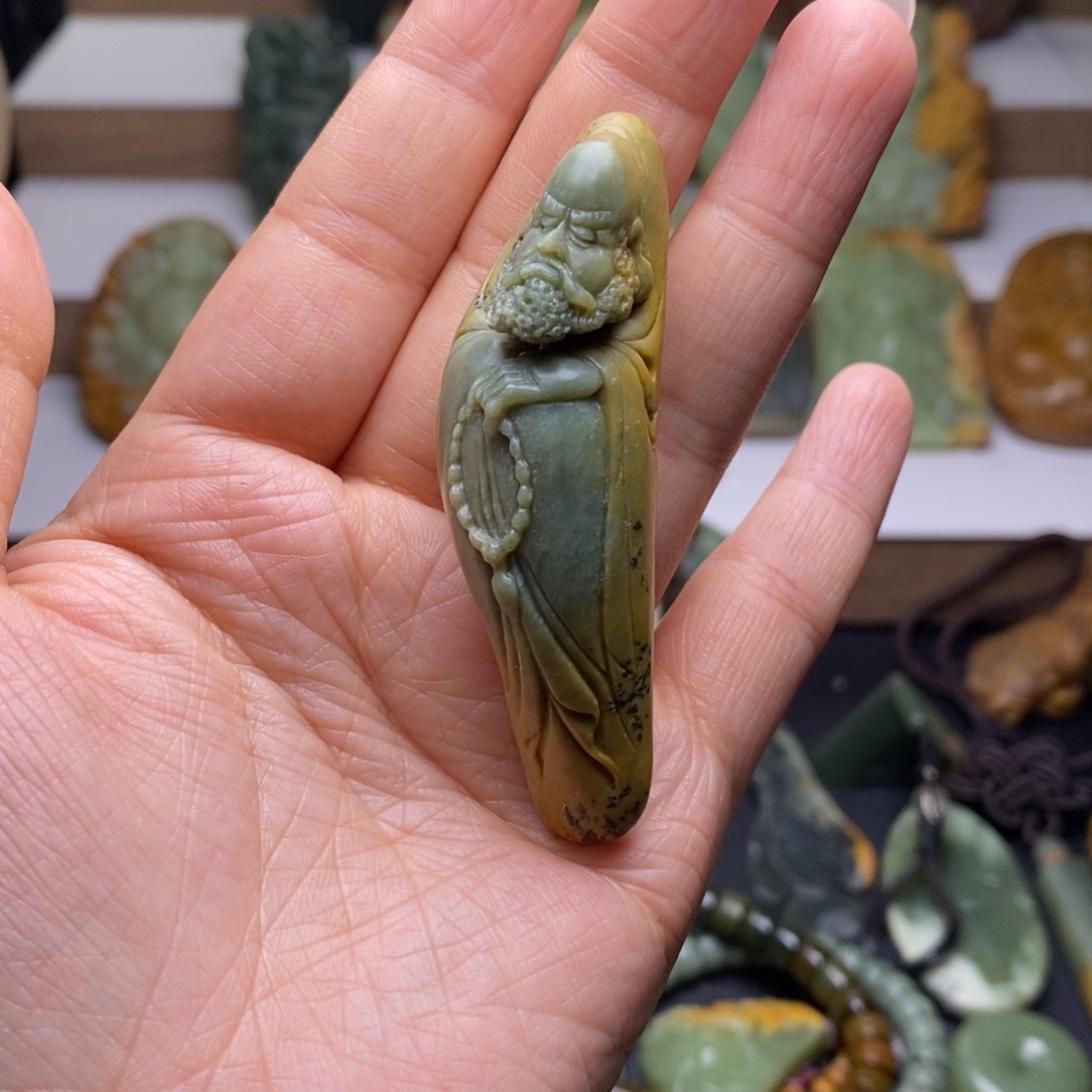 岫岩河磨玉（透闪石质玉）手把未镶嵌流*色