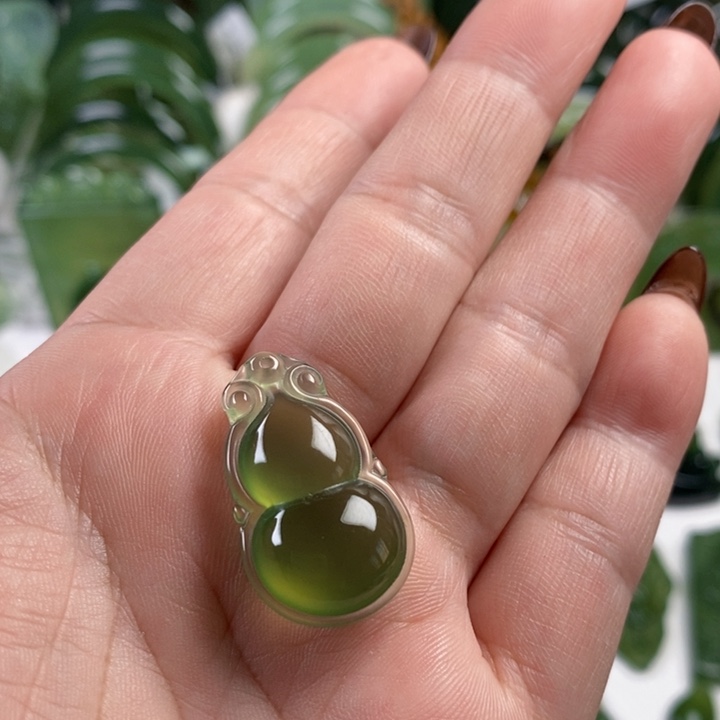 合金蛇纹石玉颈饰二*哥