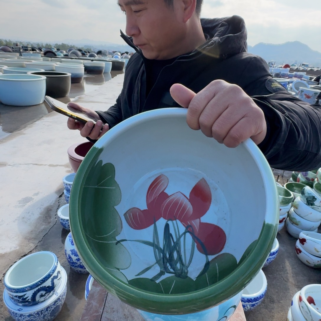 瓷片直径23，高13。。。。