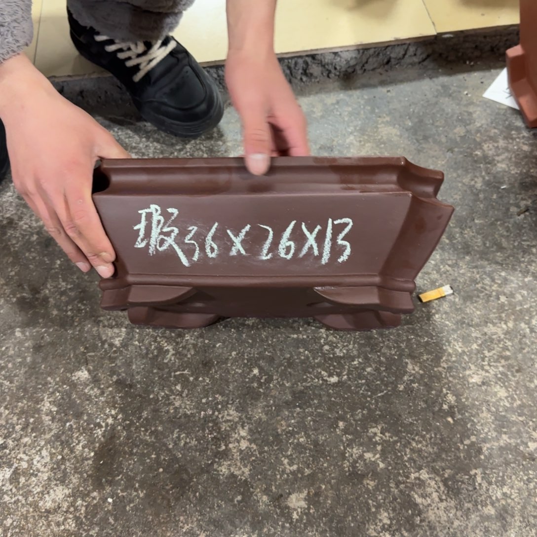 紫砂花盆呜呜呜呜