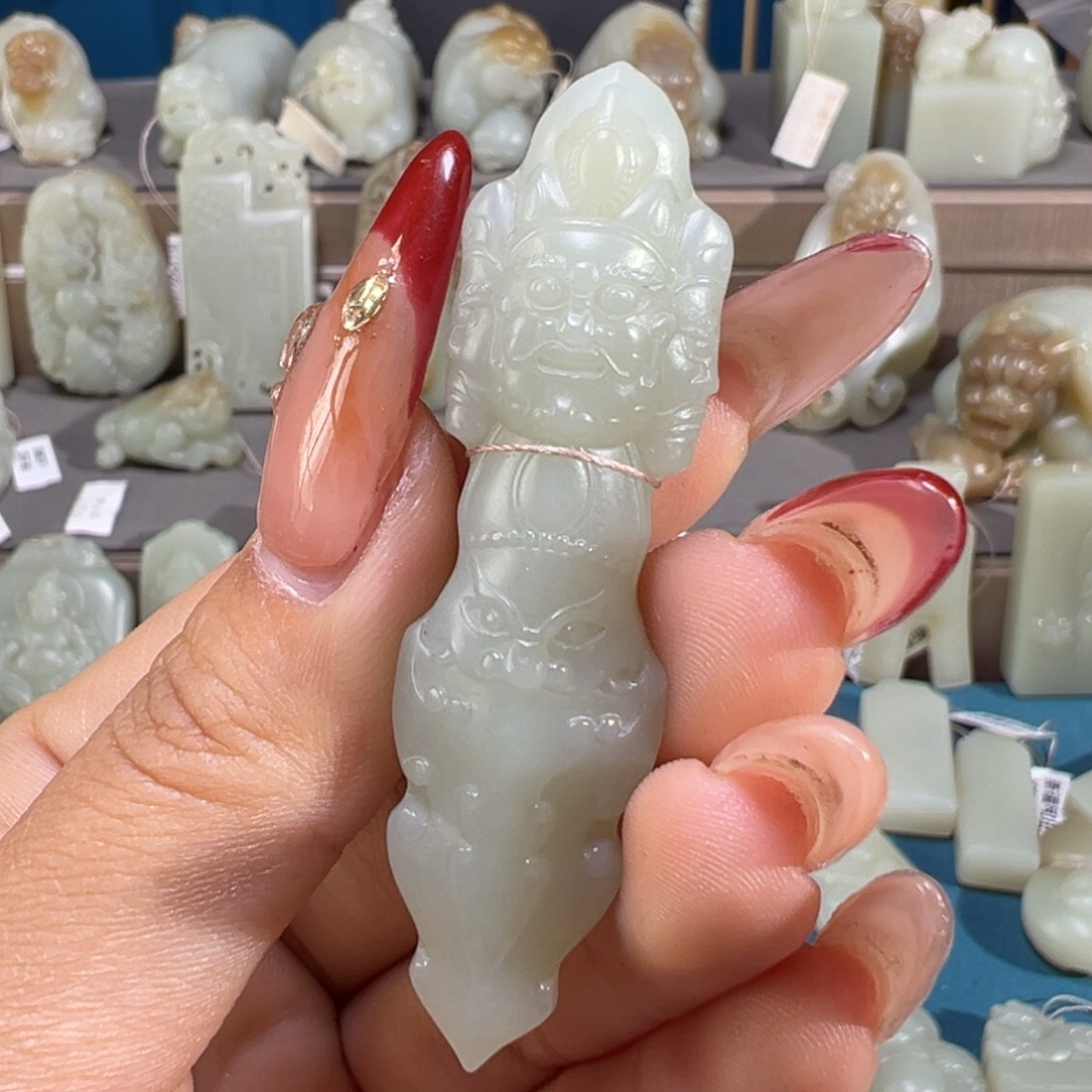 和田玉（糖玉）未镶嵌颈饰