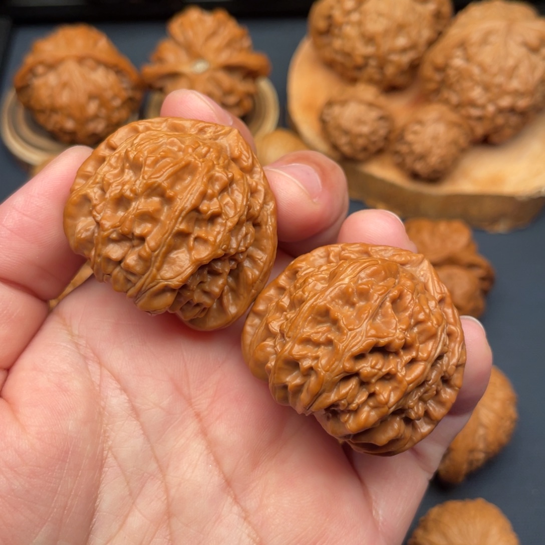 把件文玩核桃全品无修39正三角白狮子