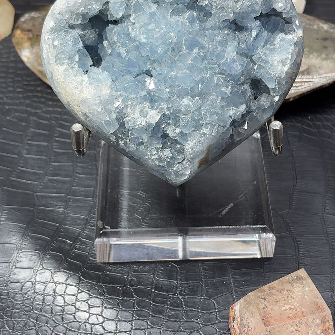 未镶嵌珠宝半成品水晶