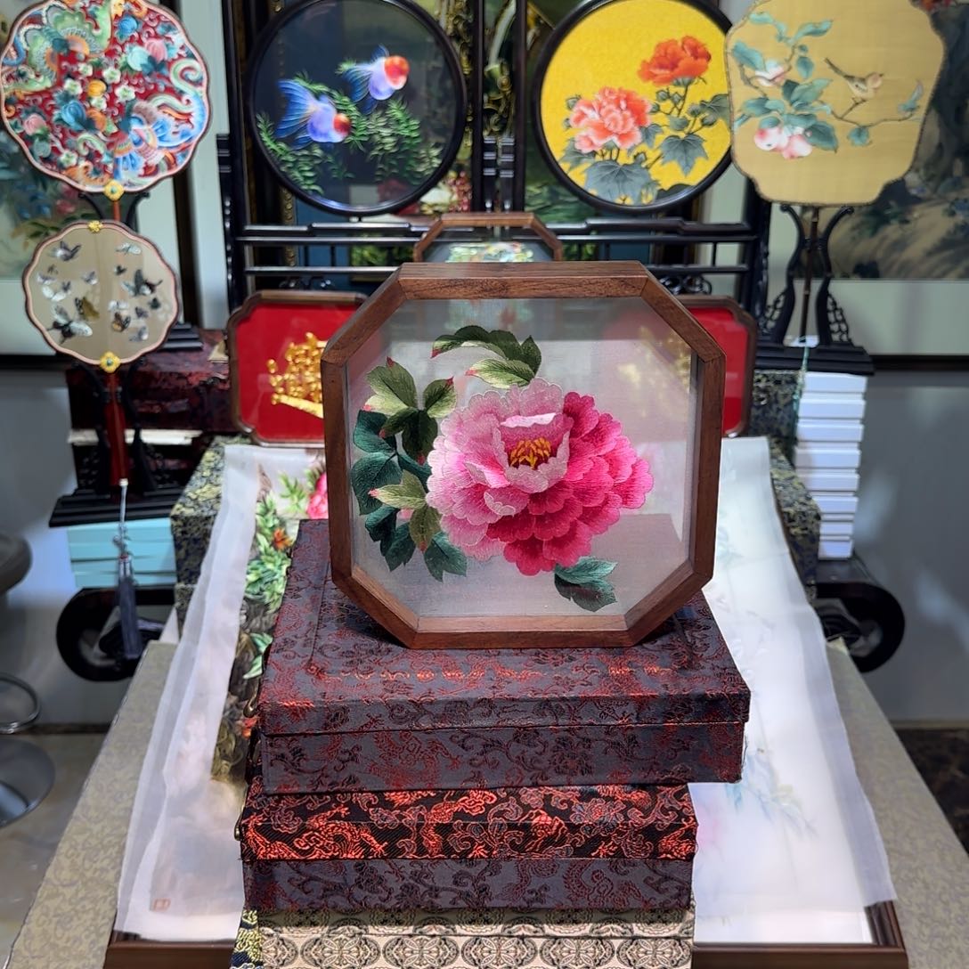 刺绣刺绣工艺精湛